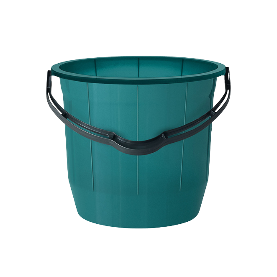 Balde Plástico Com Alça Capacidade Para 8 Litros